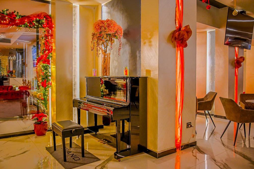 Hotel Vivas Durres Luaran gambar