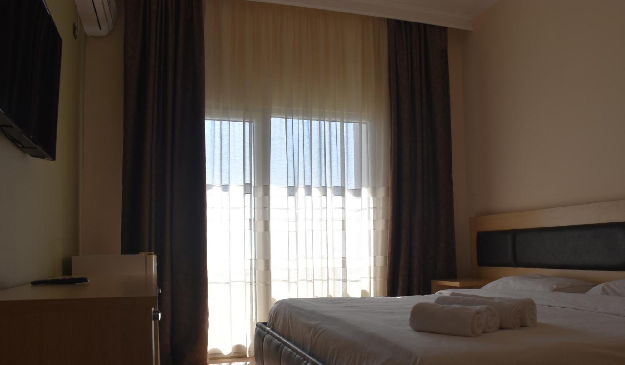 Hotel Vivas Durres Luaran gambar