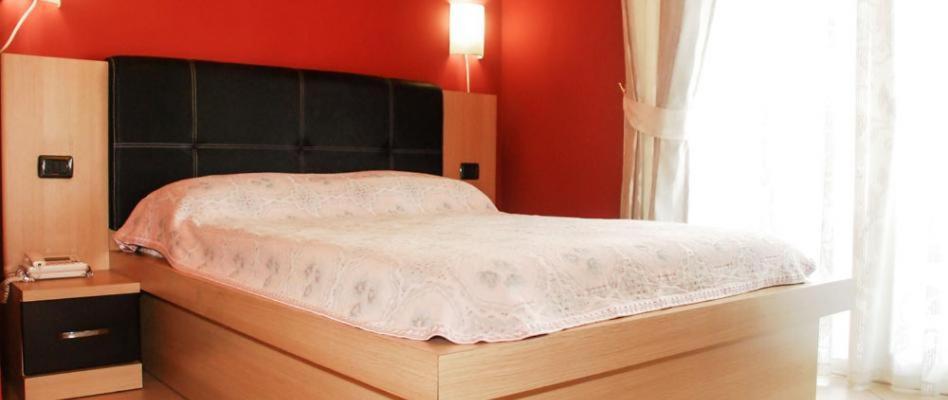 Hotel Vivas Durres Luaran gambar
